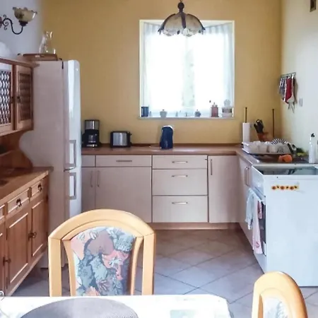 Three-bedroom In Hébergement de vacances