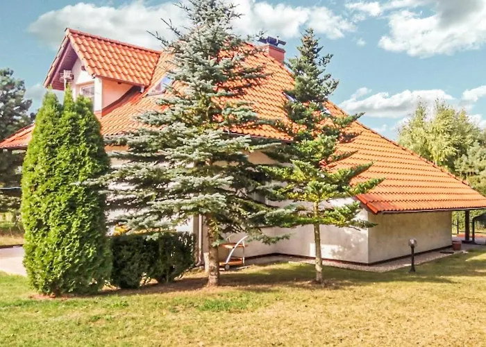 بيت للعطل Three-bedroom In *